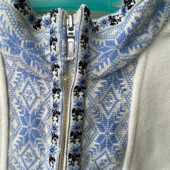 L.L.Bean size XL fleece zip front vest. - Picture 9 of 10